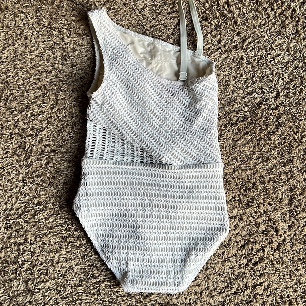 Contours by Coco Reef Suraya One Shoulder Bra Sized One Piece Swimsuit s… - Picture 5 of 13